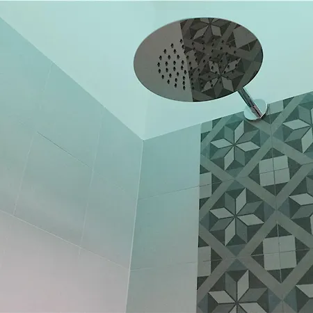 Il Ferrarese בארי